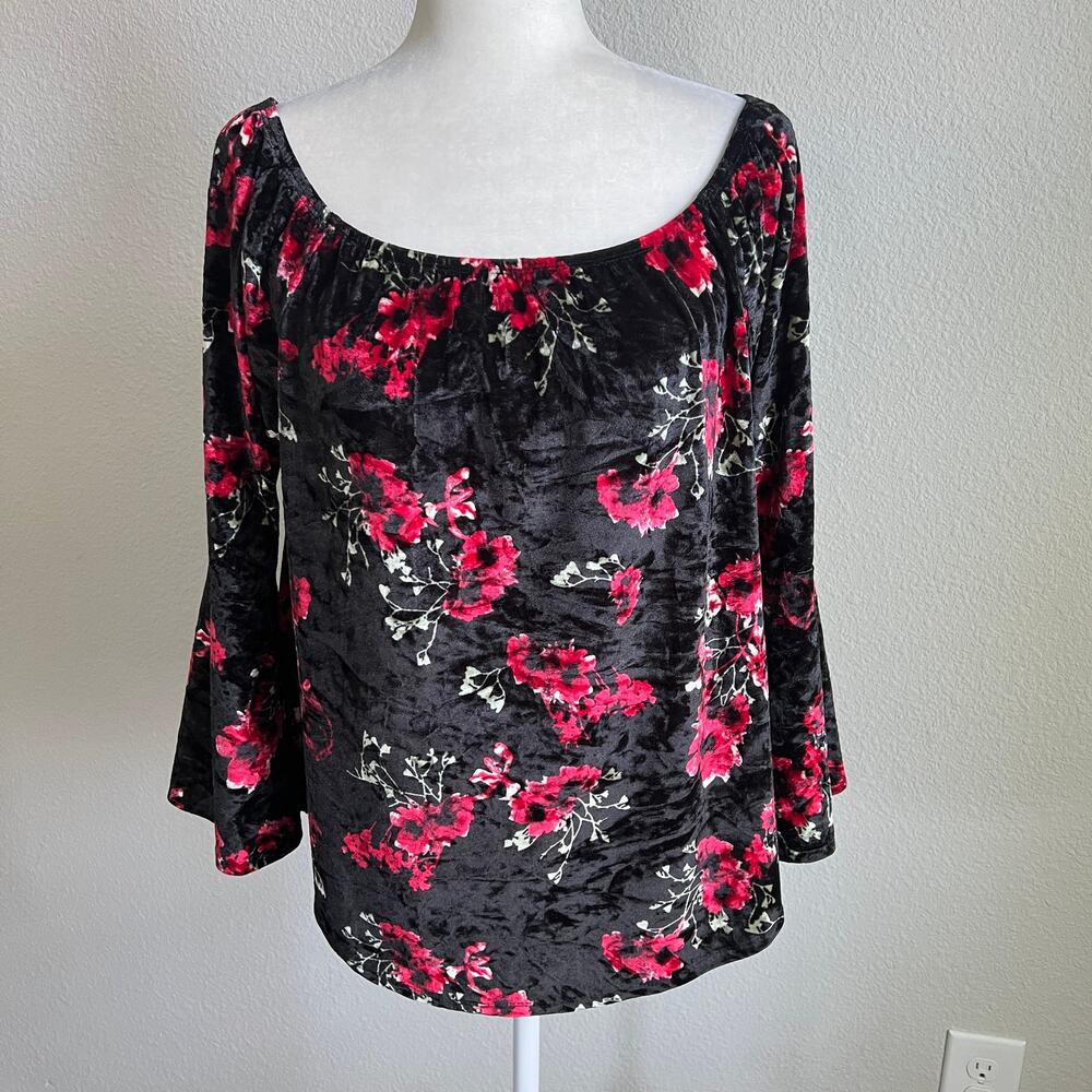 Crave Fame by Almost Famous Velvet Floral Bell Sleeve Top Women's XL Whimsigoth